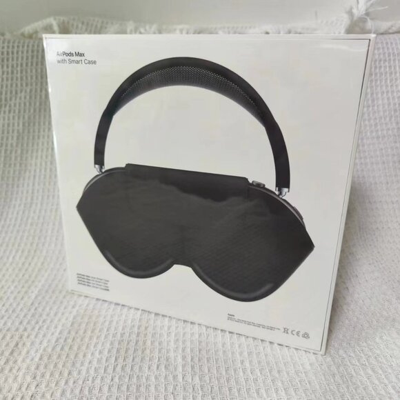 Apple AirPod Pro Max - Black - Picture 4 of 5